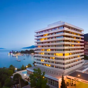 https://remisens-romantic-villa-ambasador.in-istria.net